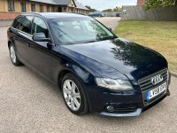 AUDI A4 AVANT