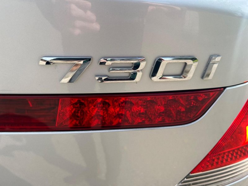 BMW 7 SERIES