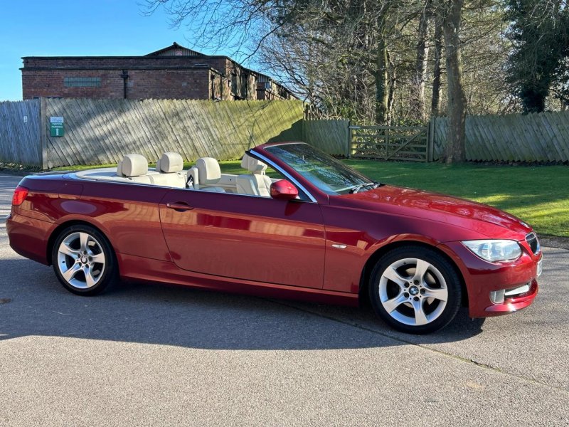 BMW 3 SERIES